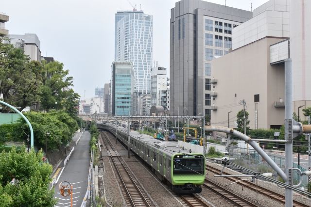 渋谷駅付近の山手線