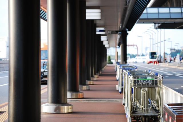 成田空港のバス乗り場