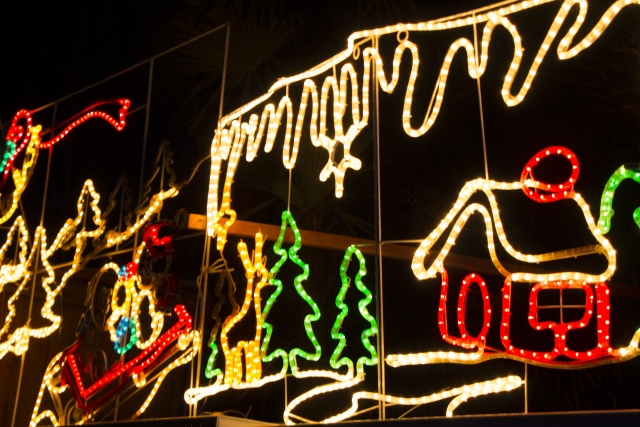 クリスマス　イルミネーション