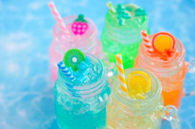 カラフルなドリンク